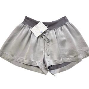 PJ Harlow Mikel shorts Medium (NWT)